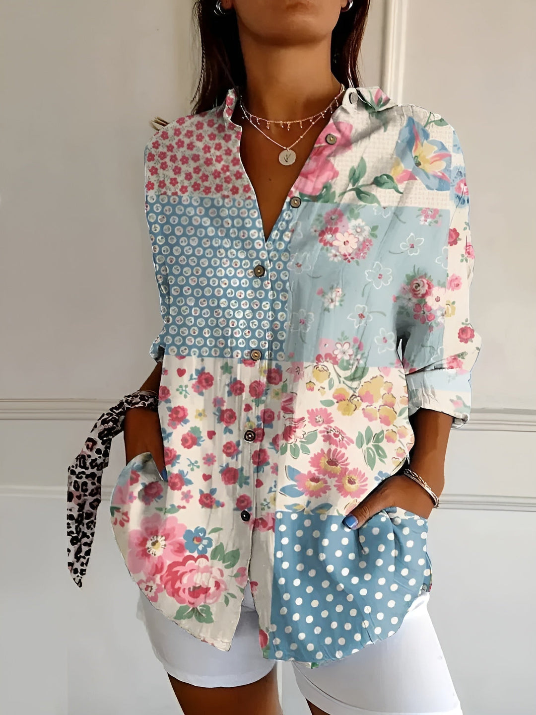 LOZZA – FLORAL BUTTON-UP BLOUSE